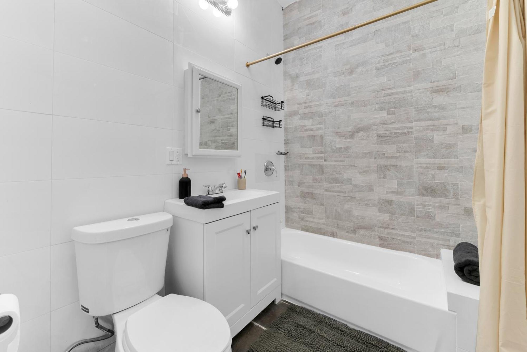 Apartament Charming 2Br Bkyrd Near Williamsburg Nowy Jork Zewnętrze zdjęcie