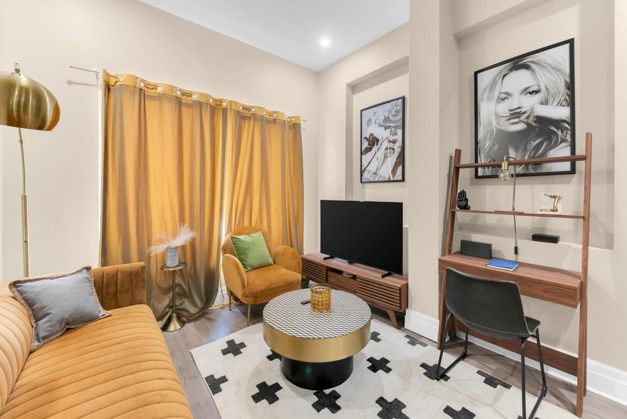Apartament Charming 2Br Bkyrd Near Williamsburg Nowy Jork Zewnętrze zdjęcie
